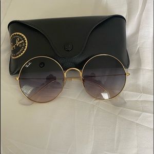 Ray-Ban Ja-Jo Sunglasses.